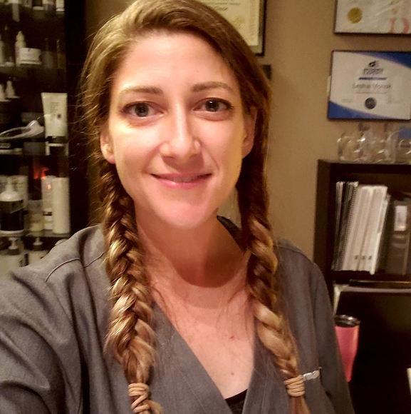 Meet your Posher, Leaha - Picture 1 of 1